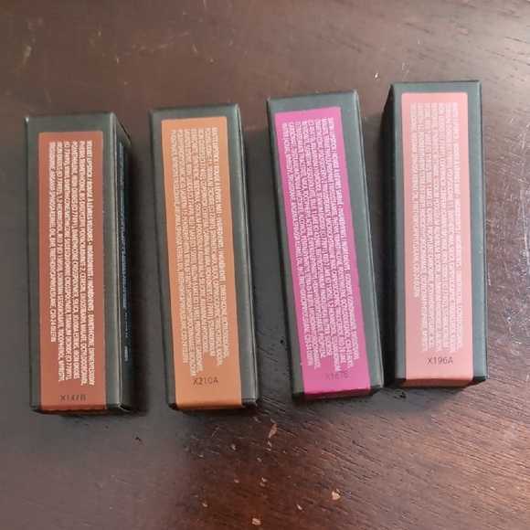 Color Street Lipstick Collection - Throwback, Tattle, Baddie, Flawless - NWT - Picture 4 of 9